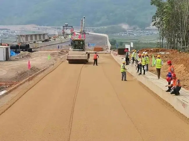 浉河路基工程